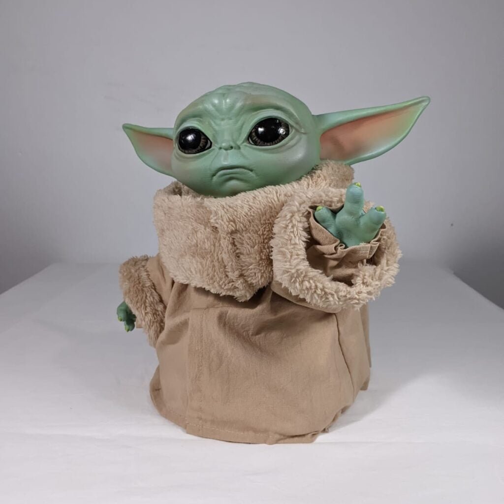 Baby yoda pintado trica 3d
